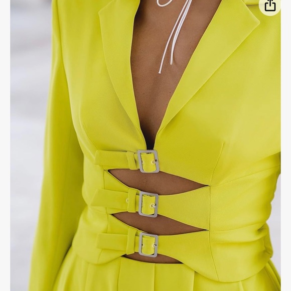 Top and Pant set. BRAND NEW NEVER WORN - Picture 3 of 3